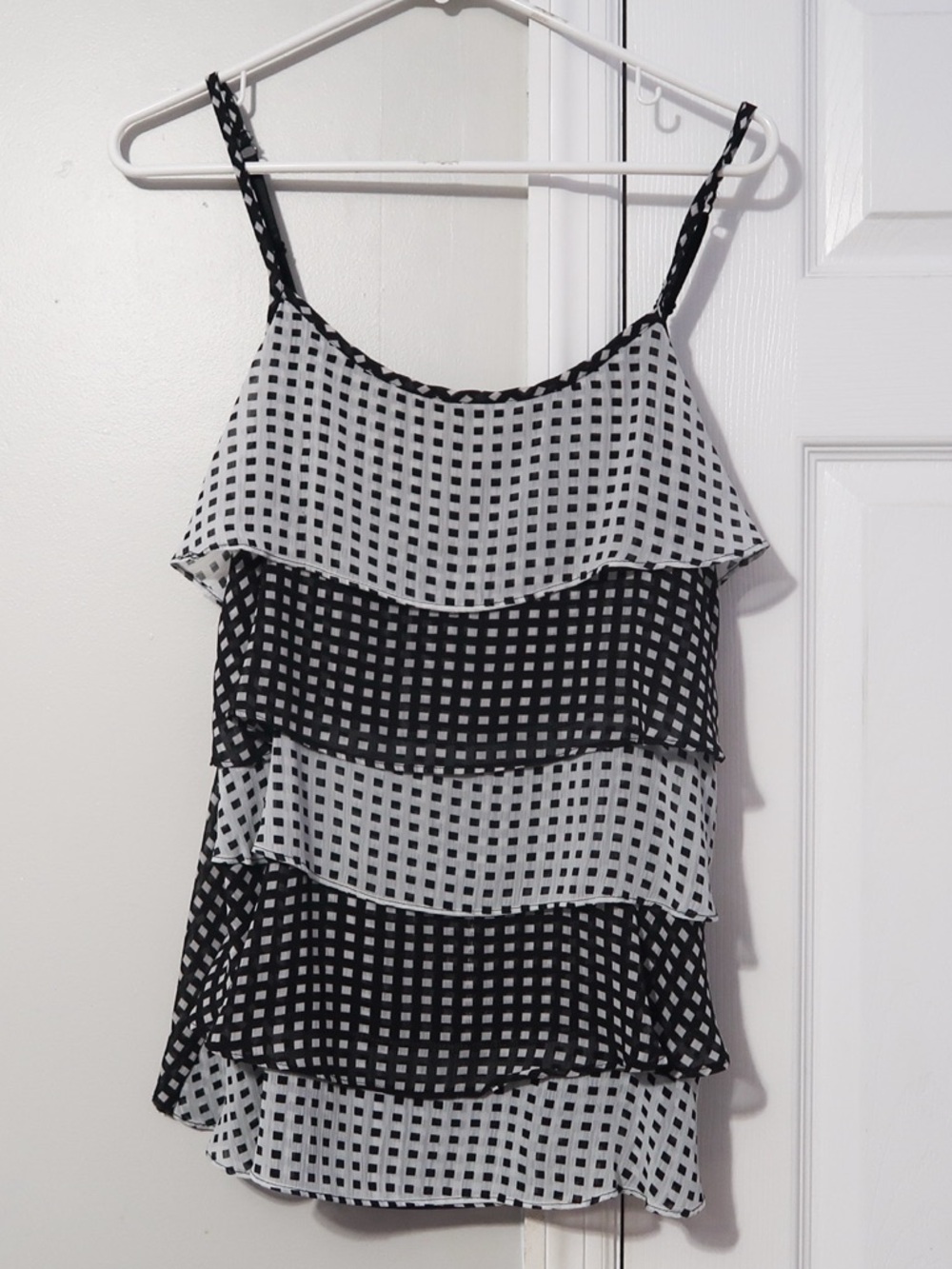 polka dot ruffle layer tank top